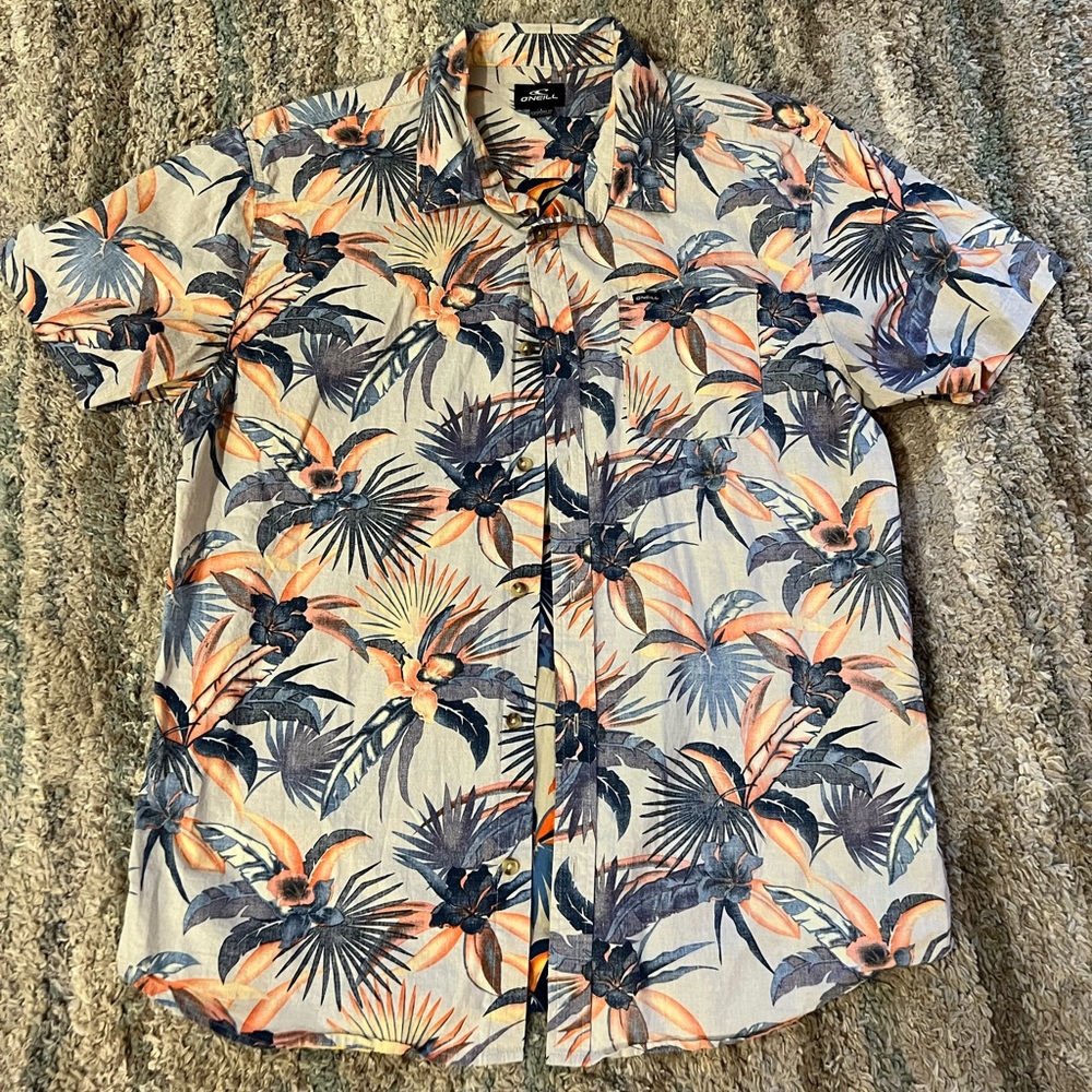Short sleeve button down